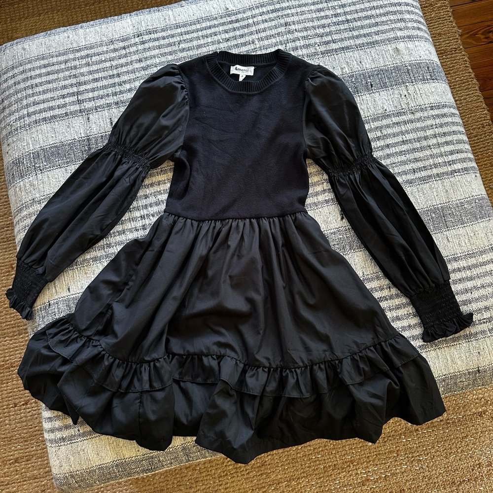 Chic Black Long Sleeve Dress - only worn once